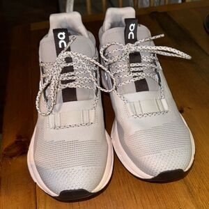 Women’s OnCloud Novas